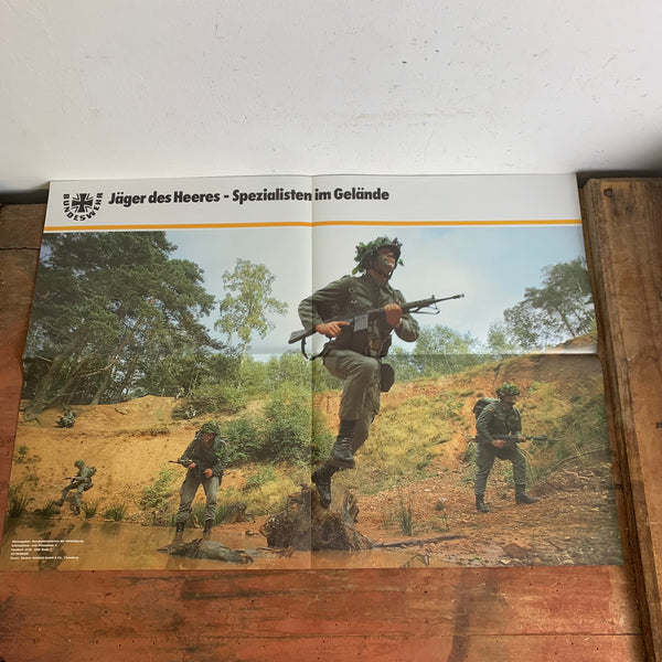 Vintage Bundeswehr Plakat Poster Jäger des Heeres - Spezialisten im Gelände Einzelkämpfer