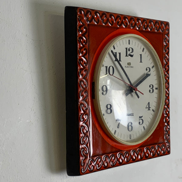 Vintage Keramik Wanduhr von KB Electric