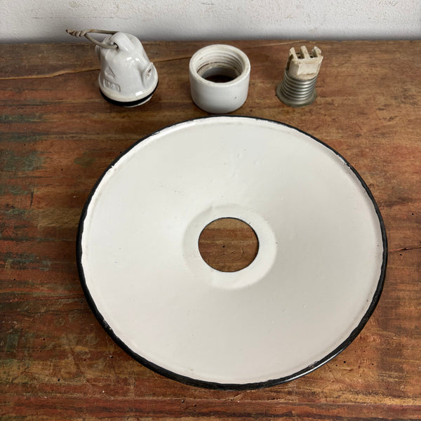 Bauhaus Emaille Lampe