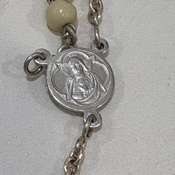 Vintage Rosenkranzdose mit Rosenkranz