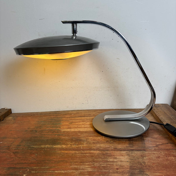 Boomerang Tischlampe 520 von Luis Perez De La Oliva für Fase