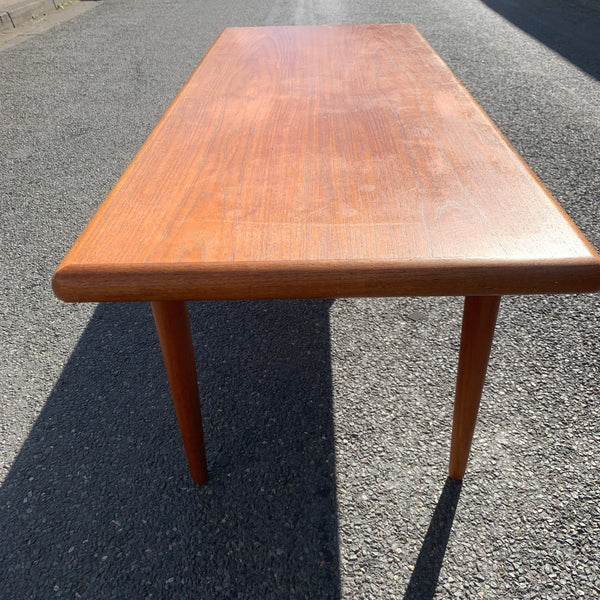 Vintage Dänischer Mid Century Teak Couchtisch von Johannes Andersen für Silkeborg