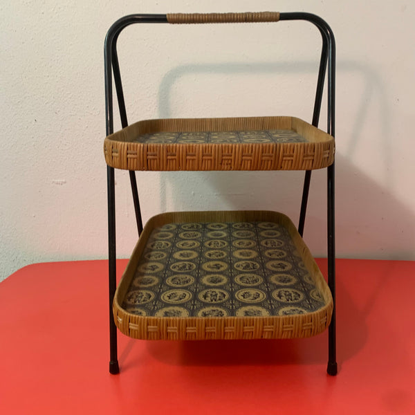 Mid Century Serviertisch aus Rattan