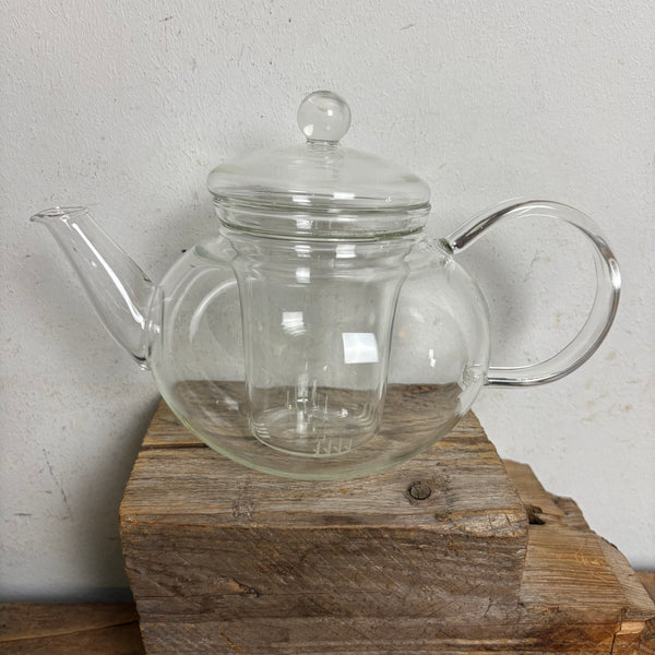 Bauhaus Teekanne mit Einsatz von Wilhelm Wagenfeld und 4 Teetassen