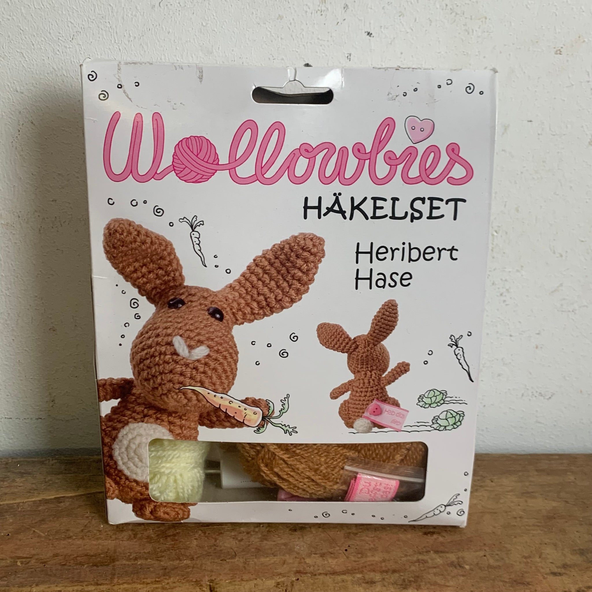 Wollowbies Häkelset Heribert Hase