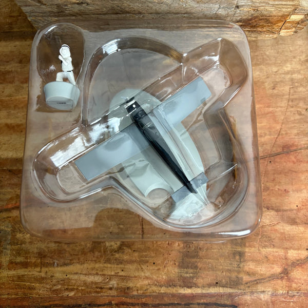 Modell Figur und Buch Tim und Struppi das Syldavisches Flugzeug Des Arabischen Prinzen mit Tim aus Die Zigarren des Pharao