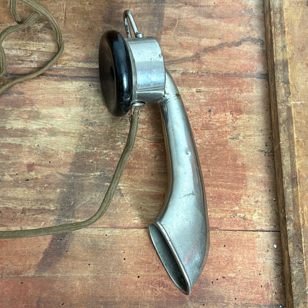 Antikes Wandtelefon