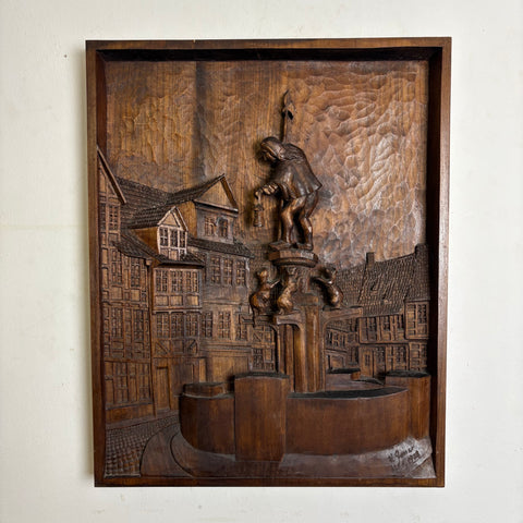 Geschnitztes Holz Relief Bild Katzenbrunnen Neustädter Markt Hildesheim