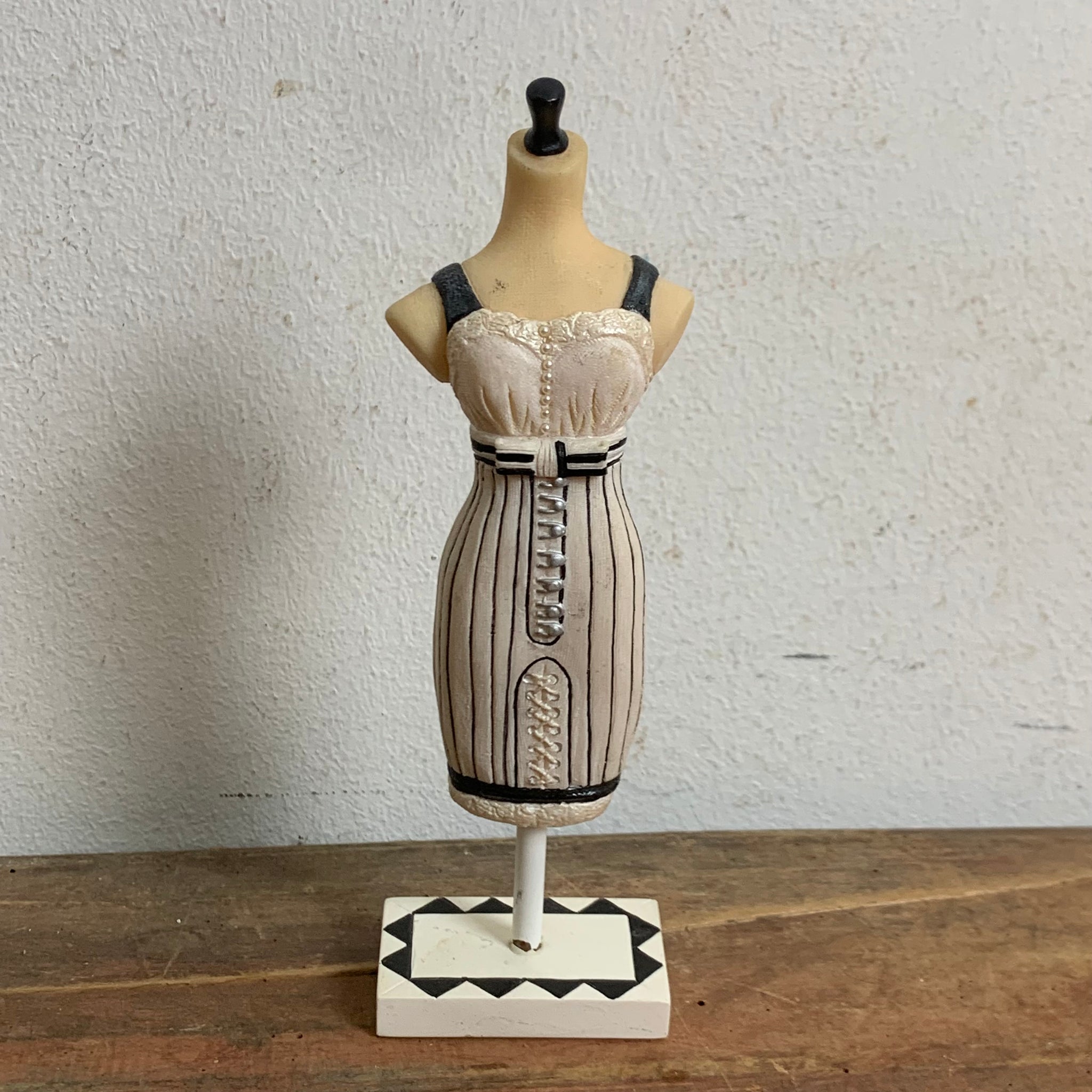 Figur The Latest Thing Silhouettes