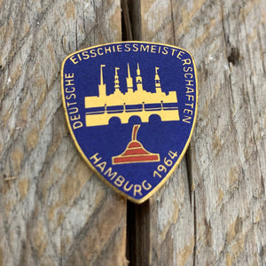 Anstecknadel Deutsche Eisschiessmeisterschaften Hamburg 1964