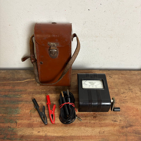 Vintage Messgerät MEGOHM in Ledertasche von Grossen