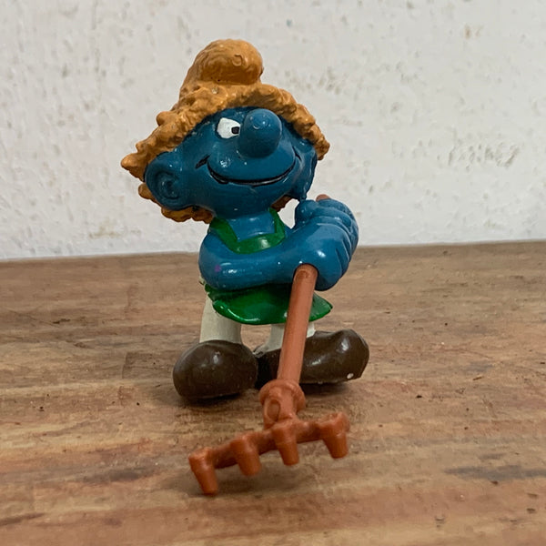 Vintage Gärtner Schlumpf mit Harke