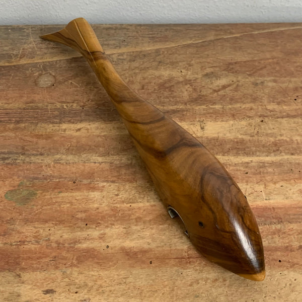 Vintage Flaschenöffner als Fisch aus Holz