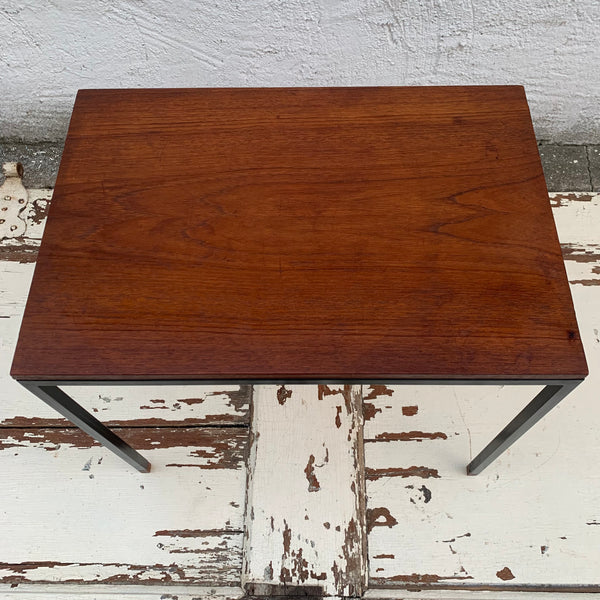 Vintage Teakholz Beistelltisch dänisches Design