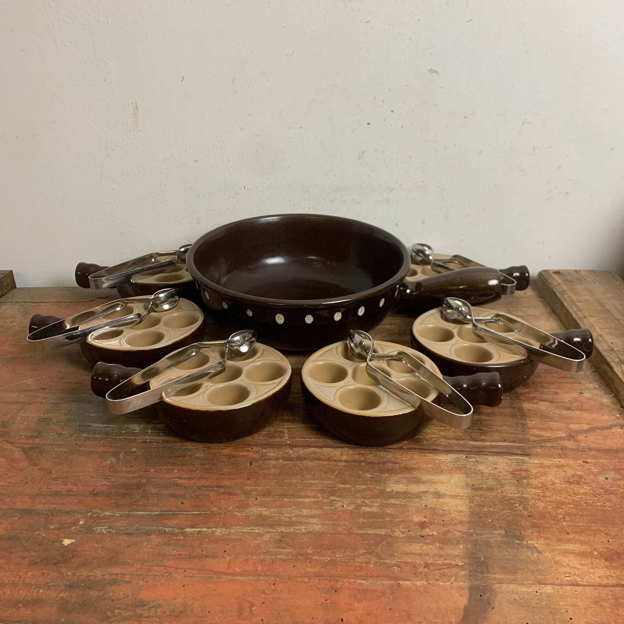 Vintage 6er Set Keramik Schneckenpfännchen von Emile Henry France