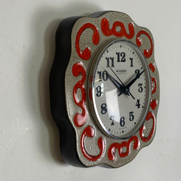 Vintage Fat Lava Keramik Wanduhr von Blessing
