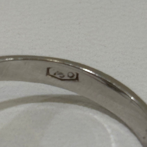 Entourage Ring aus Weißgold mit Saphir und Brillanten