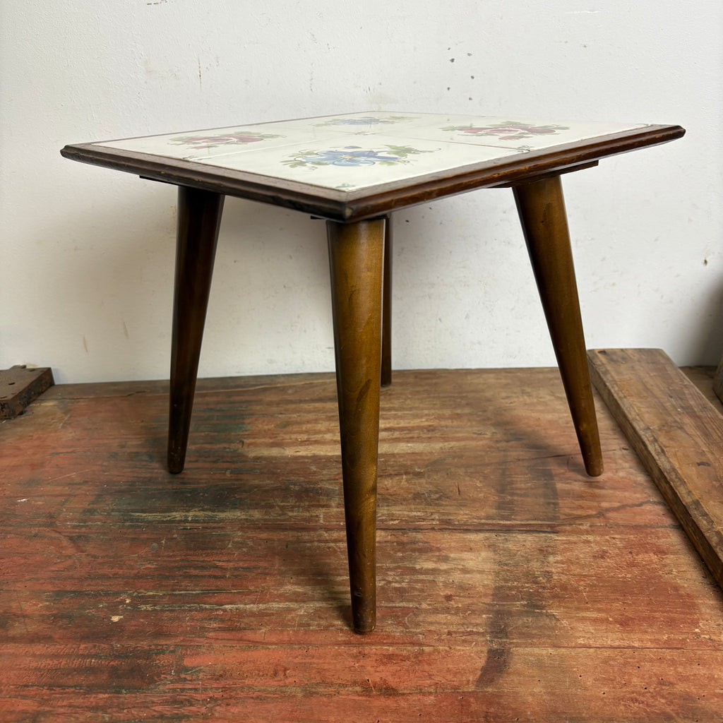 Mid Century Blumenbank Nierentisch mit Fliesen – Trödelfuchs Vintage Shop