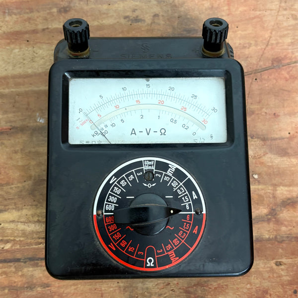 Vintage Messgerät A-V-Ω
Multizet von Siemens & Halske
