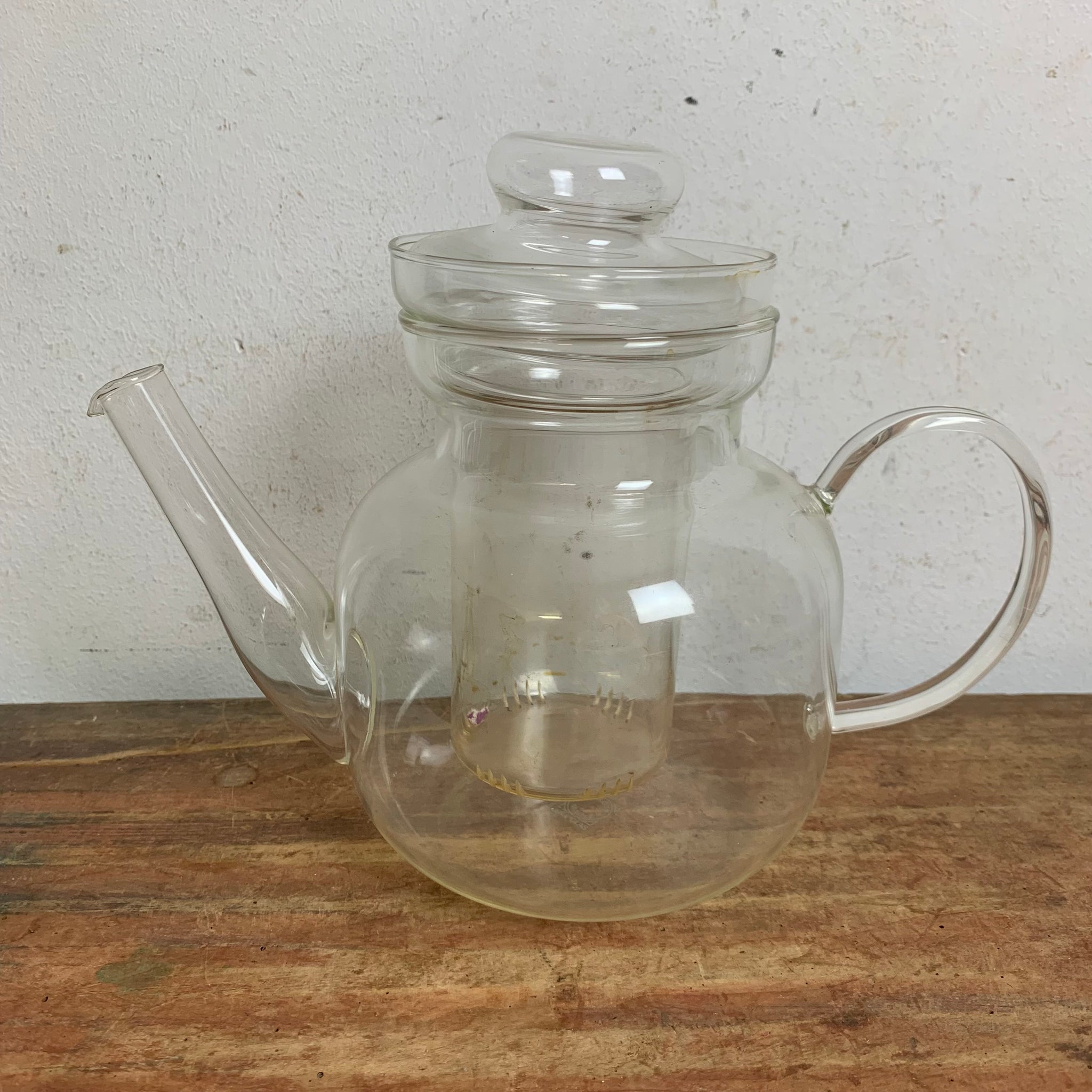 Bauhaus Teekanne mit Einsatz von Wilhelm Wagenfeld – Trödelfuchs Vintage Shop
