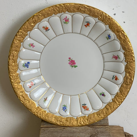 Prunkteller von Meissen Steublümchen