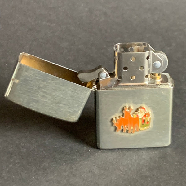 Zippo Feuerzeug Weihnachtsmann im Schlitten