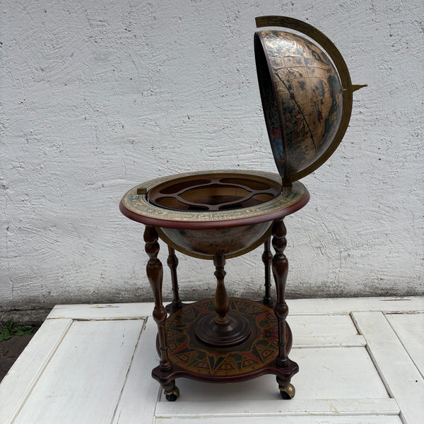 Vintage Globus Bar