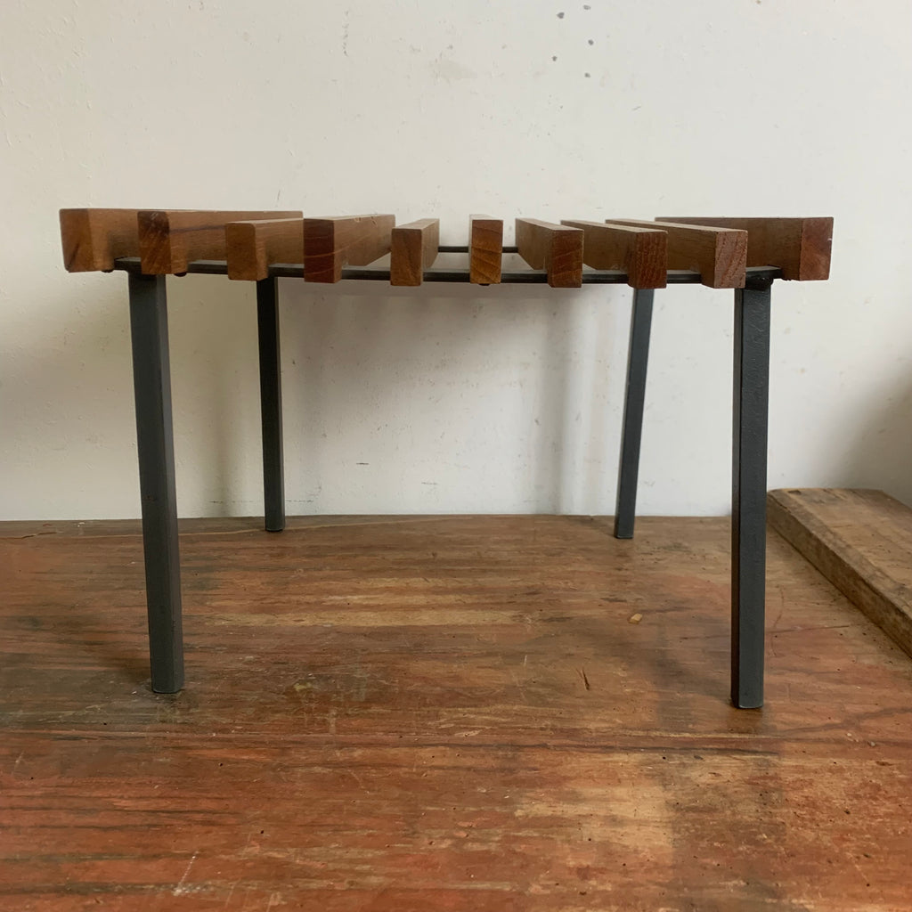 teakholz blumenständer Vintage Dänischer Teakholz Blumenhocker – Trödelfuchs Vintage Shop