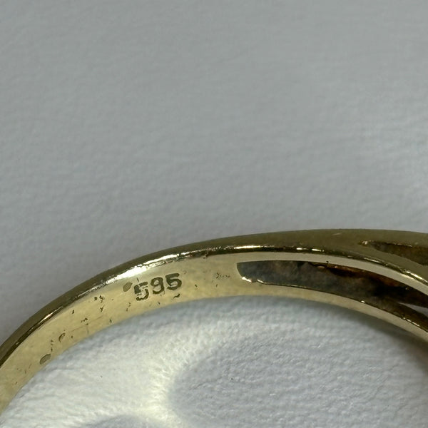 Rubinring mit brillanten umfasst aus 585er Gold