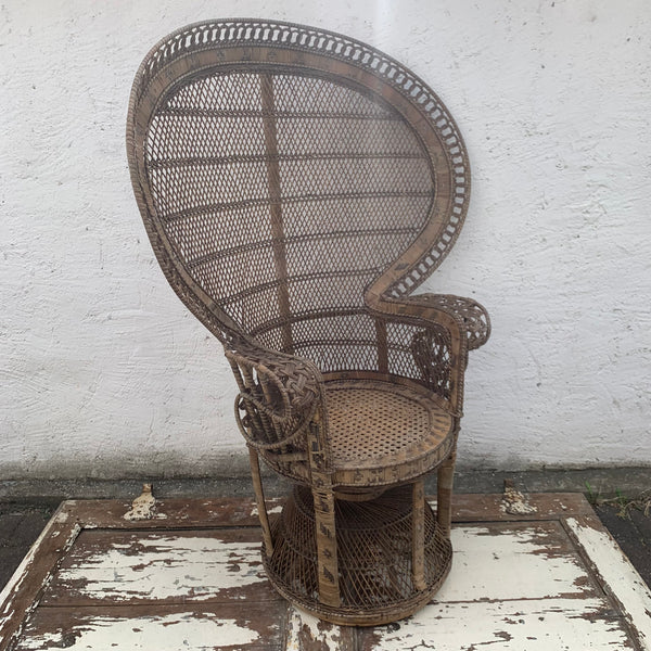 Vintage Rattan Peacock Chair Emanuelle