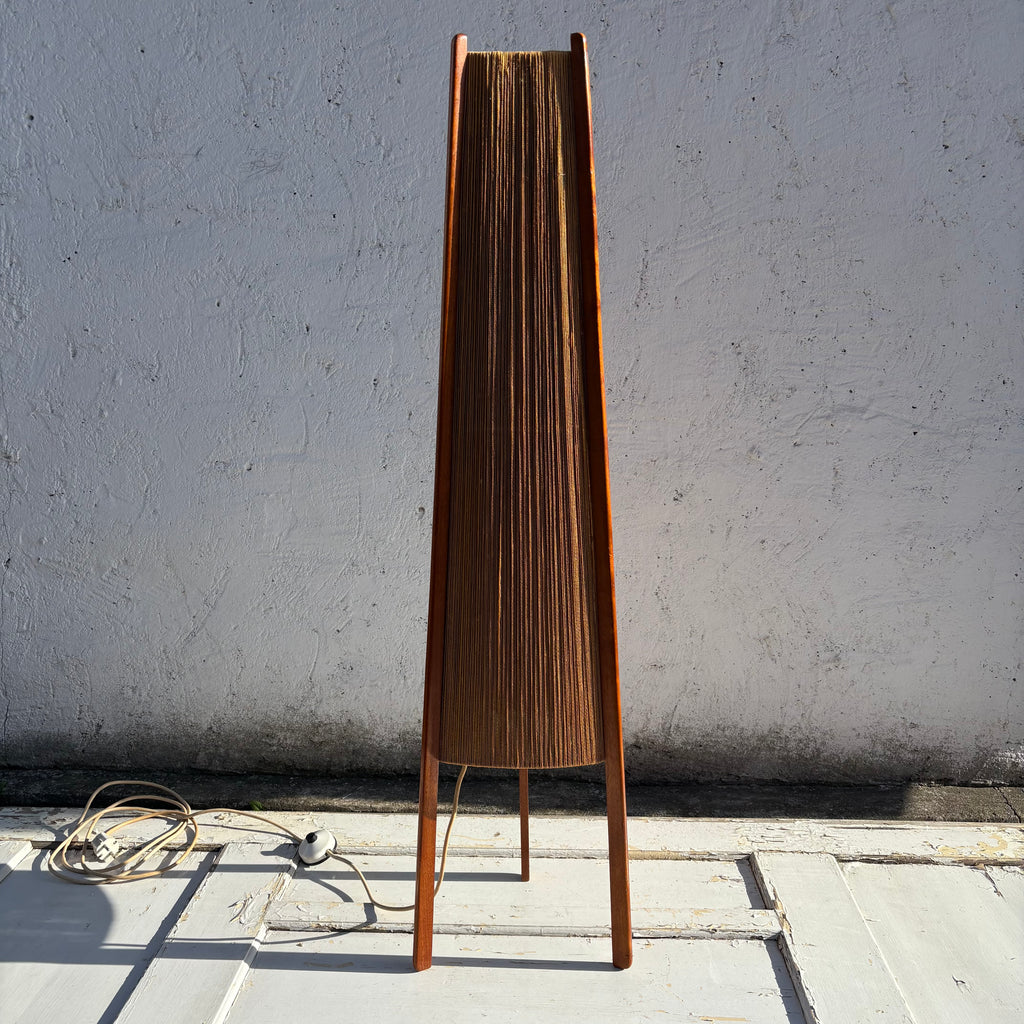 Vintage Mid Century Stehlampe aus Sisal und Teak von Temde – Trödelfuchs Vintage Shop