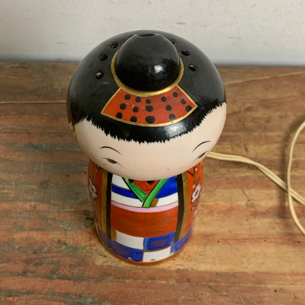 Mid Century Rauchverzehrer Asiate
