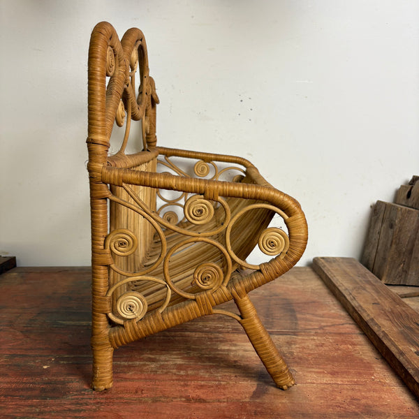 Vintage Rattan Peacock Magazine Rack Paravent Emanuelle