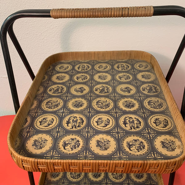 Mid Century Serviertisch aus Rattan