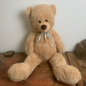 Großer Teddy Teddybär
