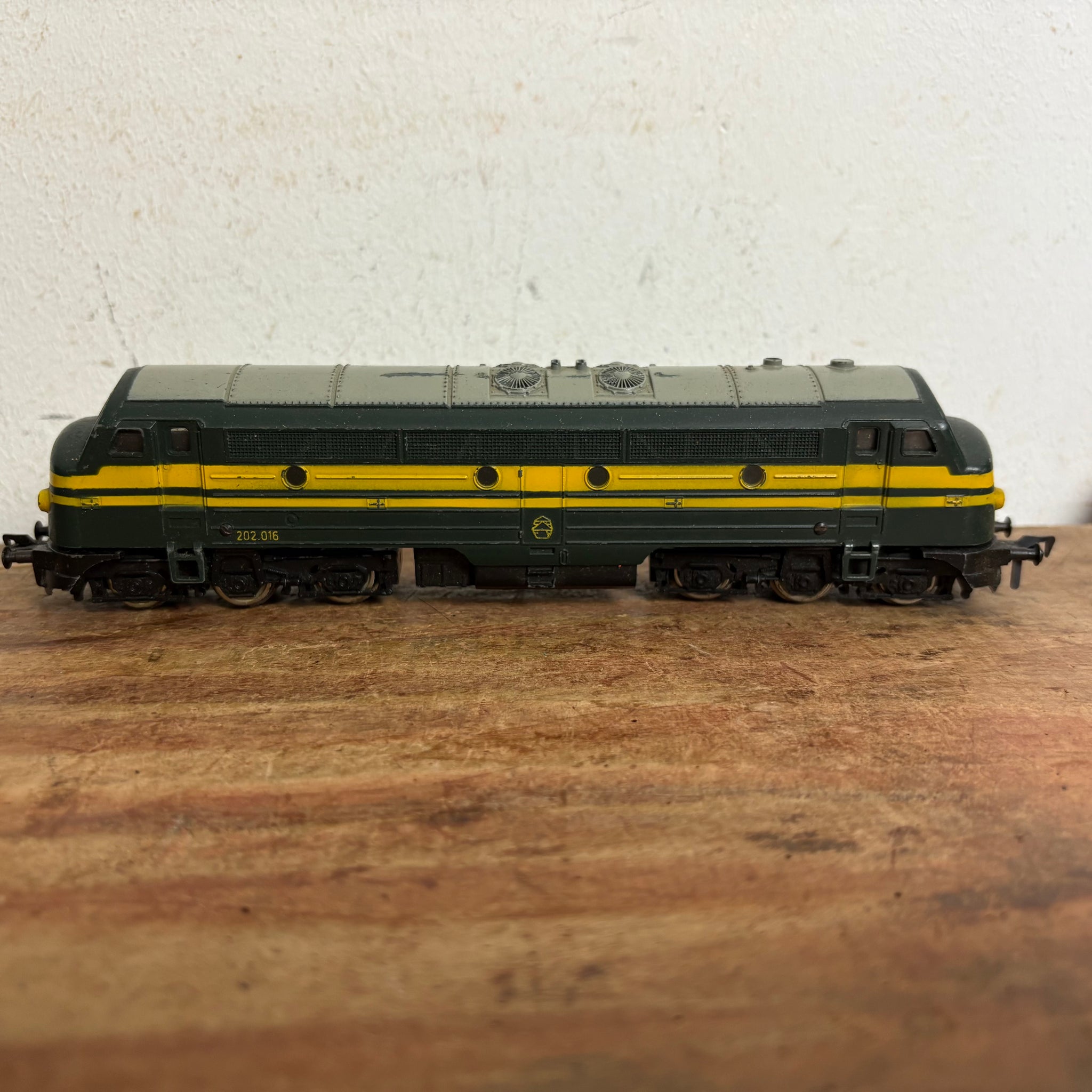 Fleischmann Belgische Diesellok 1385 Spur H0
