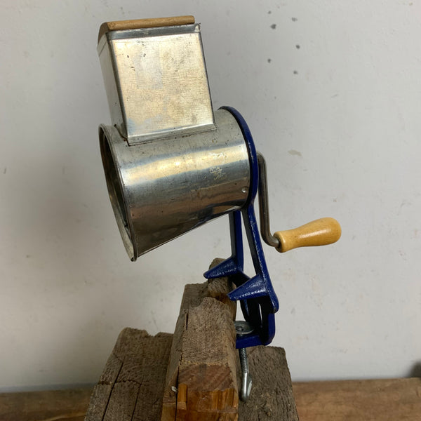 Vintage schwedische Tisch Trommel Reibe