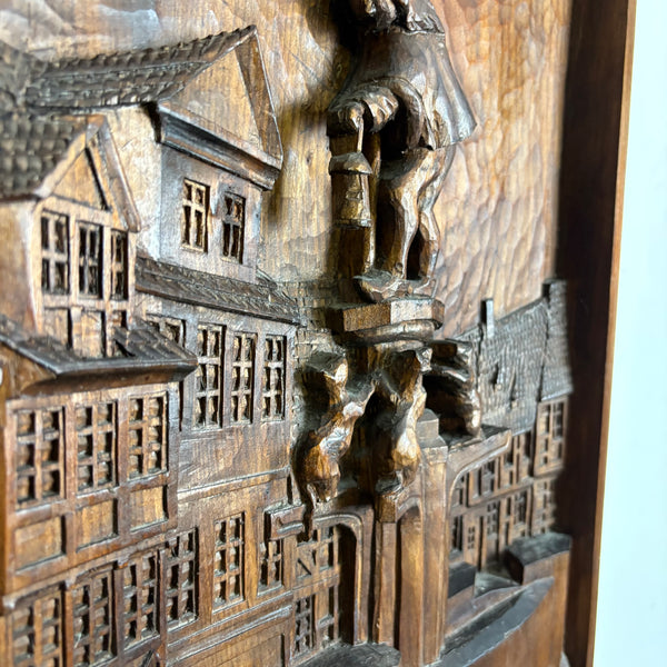 Geschnitztes Holz Relief Bild Katzenbrunnen Neustädter Markt Hildesheim