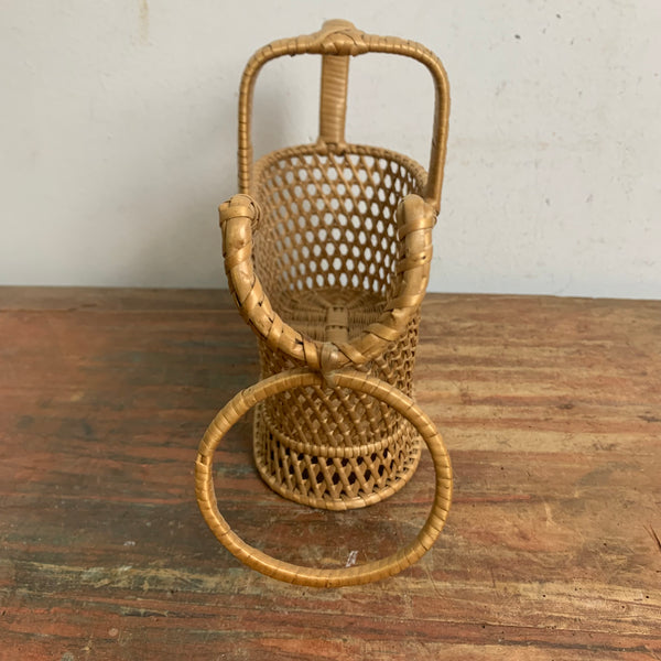 Vintage französischer Flaschenhalter aus Rattan