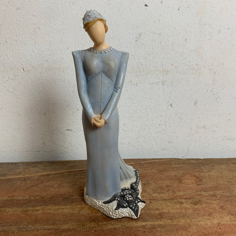 Figur The Latest Thing Wedding Belles‘