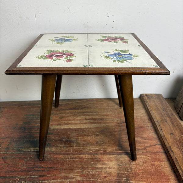Mid Century Blumenbank Nierentisch mit Fliesen