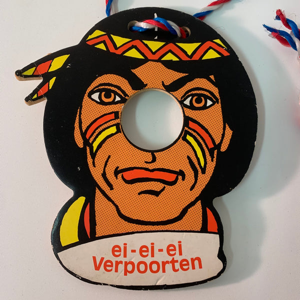 Ei Ei Ei Verpoorten Werbe Pappkopf mit Kordel