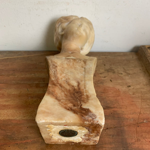 Marmor Büste einer jungen Frau von Fritz Kochendörfer