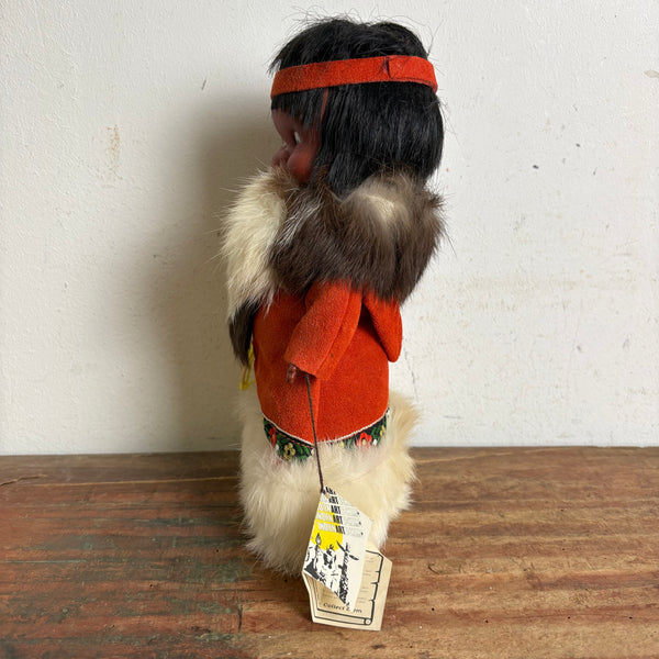 Vintage Mid Century Inuit Puppe