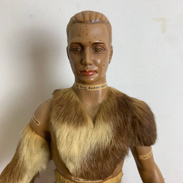 Vintage Werbefigur Katzenfellmann