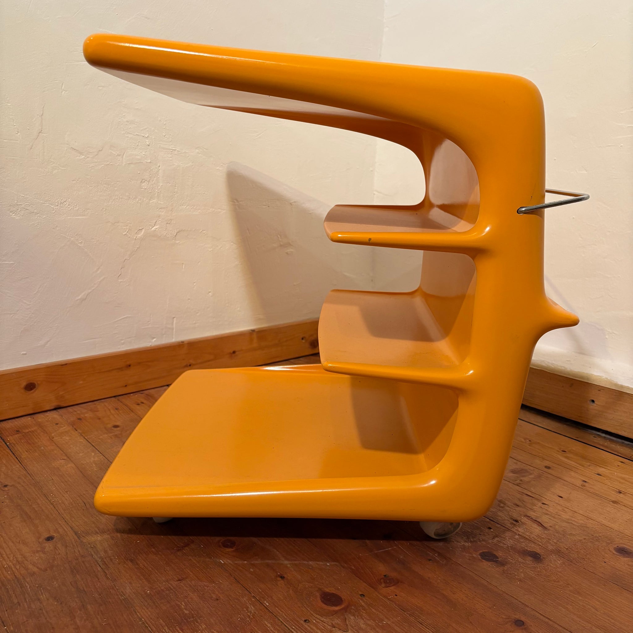 Vintage Space Age Barwagen von Peter Ghyczy und hergestellt für Münchener Werkstätten