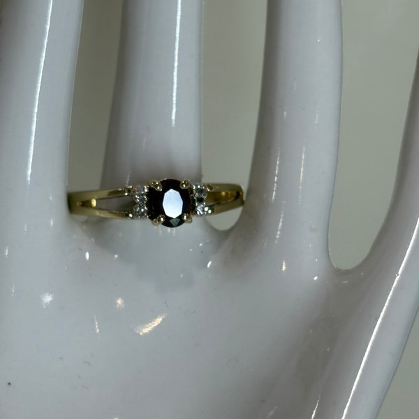 Rubinring mit brillanten umfasst aus 585er Gold