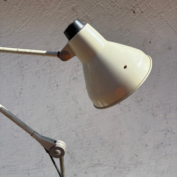 Vintage Gelenkarm Werkstatt Lampe mit Tisch und Rollen von Rademacher