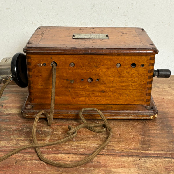 Antikes Wandtelefon