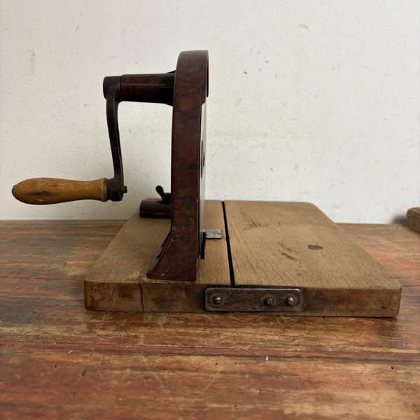 Antiker Brotschneidemaschine 333 aus Bakelit von Rotina